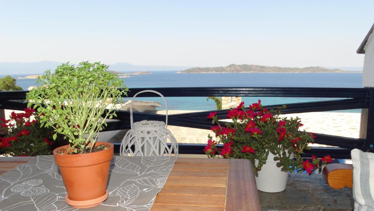 House With Marvelous View Apartment Ouranoupoli Bagian luar foto